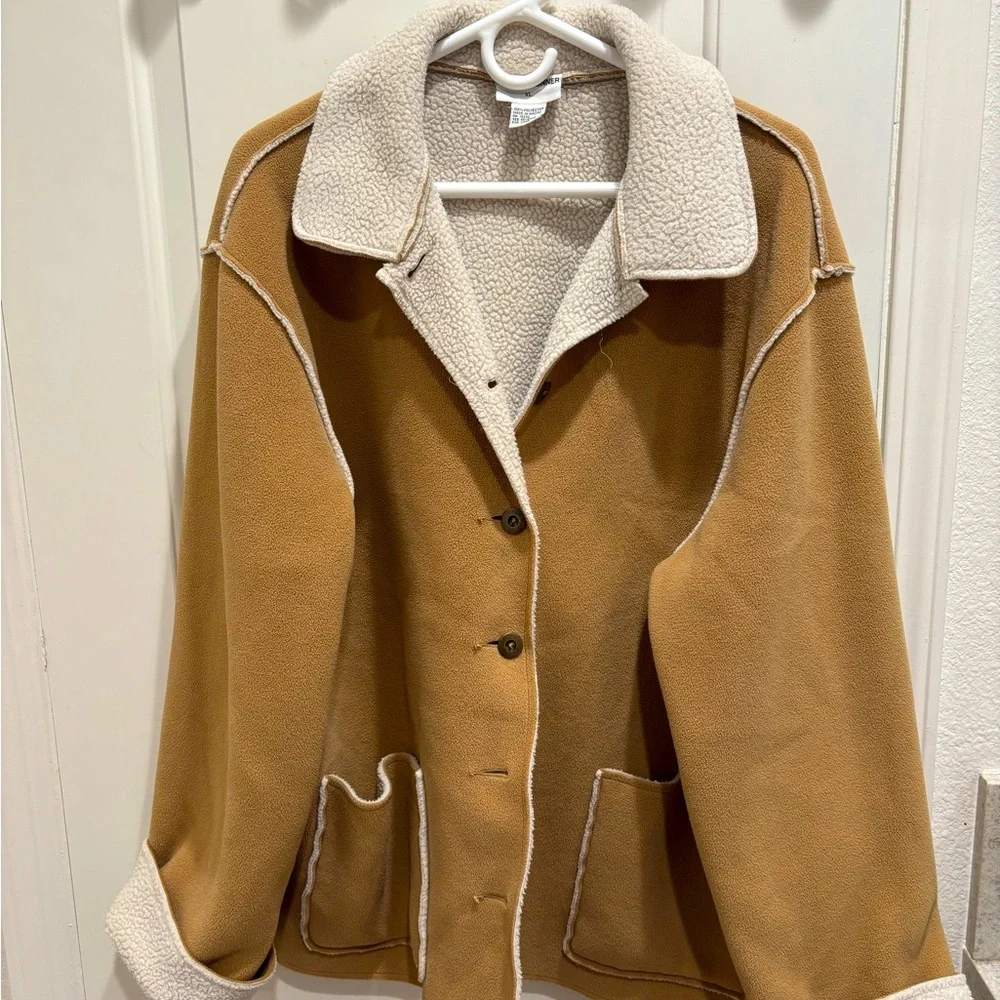 Gently used Alfred Dunner Faux Suede Jacket. - Picture 1 of 6
